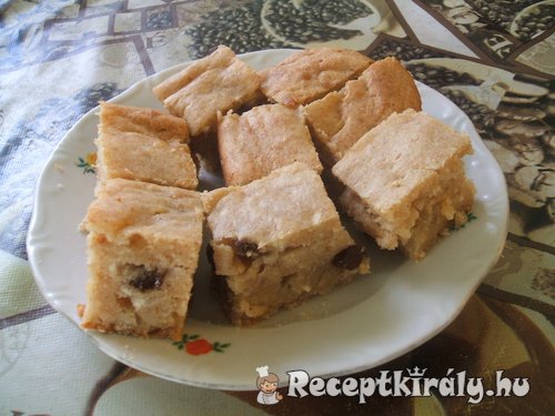 Túrós bögrés süti